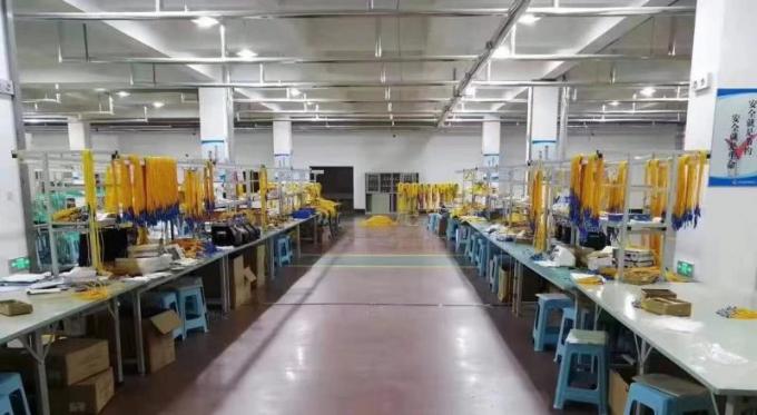 ADSS c&acirc;ble optique ext&eacute;rieur mode unique c&acirc;ble optique MDPE c&acirc;ble optique 24 c&oelig;urs c&acirc;ble optique c&acirc;ble fibre optique 15