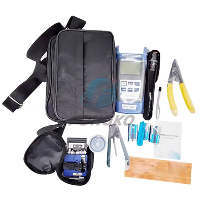 Le kit complet de fibres optiques pour les systèmes FTTX comprend des outils de test