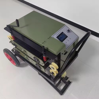 Tracteur de câbles à fibre optique