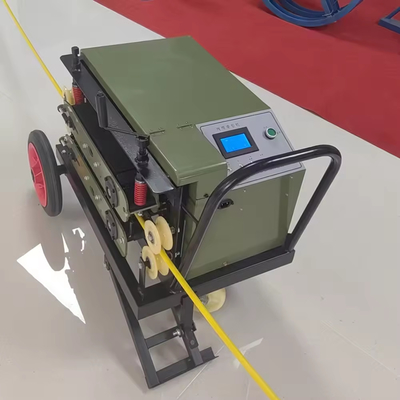 Tracteur de câbles à fibre optique