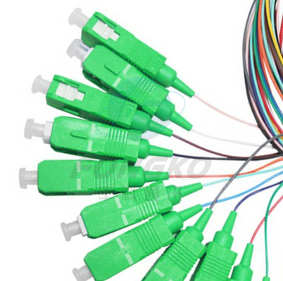 12F FTTH Pigtails en fibre optique SC APC UPC SM G.657A1 Câble à fibre optique