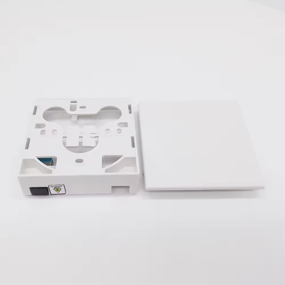 Boîte de terminaison en fibre optique ABS à plaque de face avec 2 adaptateurs SC à noyau et coussinets