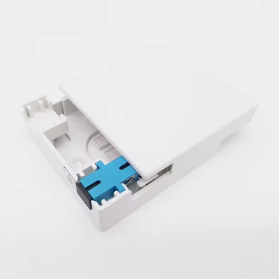 Boîte de terminaison en fibre optique ABS à plaque de face avec 2 adaptateurs SC à noyau et coussinets