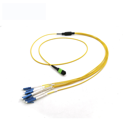 MPO Femme à 8 12 24 cœurs LC UPC câble de rupture en mode unique câbles à fibre optique