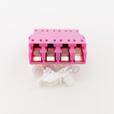 Adaptateur optique rose de fibre de quadruple de LC OM4 avec le volet automatique 850nm